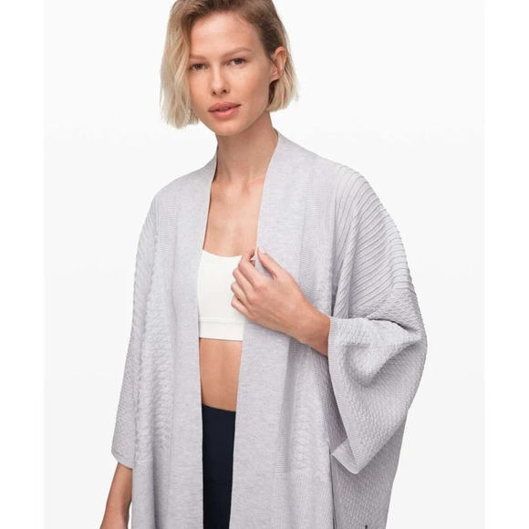 Lululemon Dream Weaver Wrap Heathered Core Ultra Light Grey One Size - Picture 1 of 6